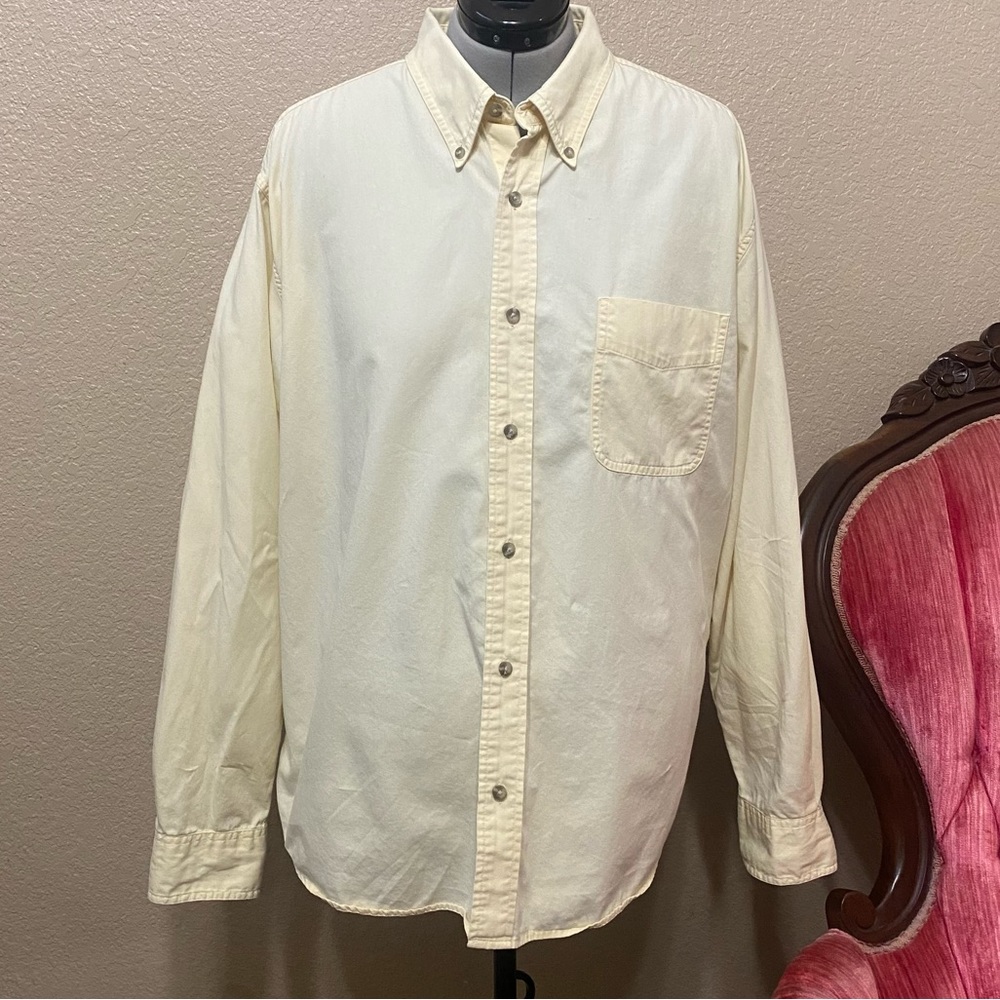 Eddie Bauer Relaxed Fit Light Yellow Button Down Men’s Dress Shirt Size XL